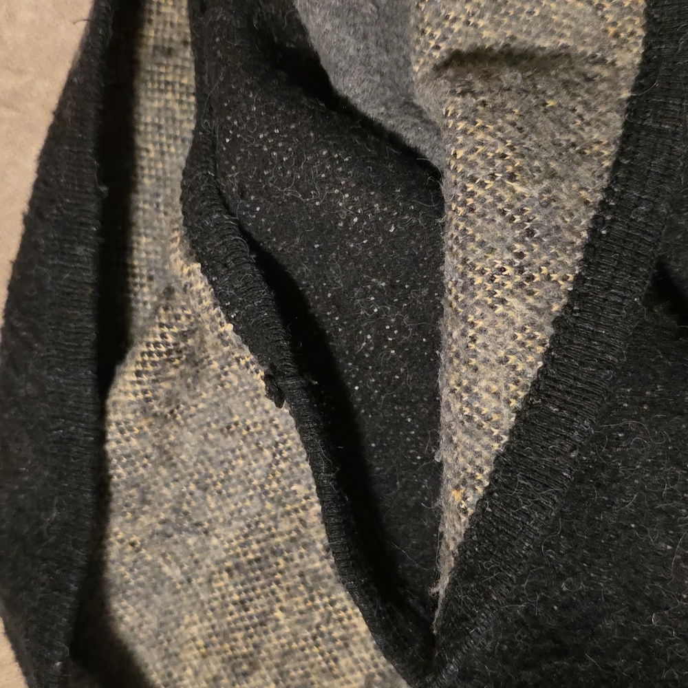 Hooded Poncho/ FOR CONNIE - Picture 3 of 3
